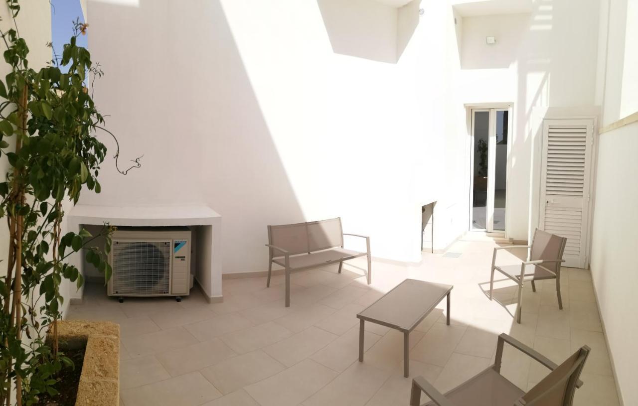 Residence Valentina Int 4 - Rooftop Sea View Infinity Pool Santa Maria al Bagno Exteriör bild